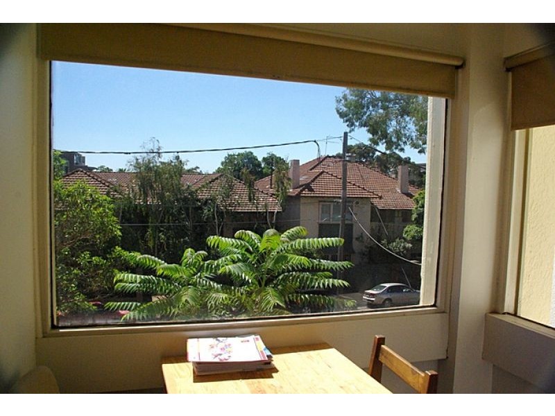 3/43 Dalgety St, St Kilda VIC 3182