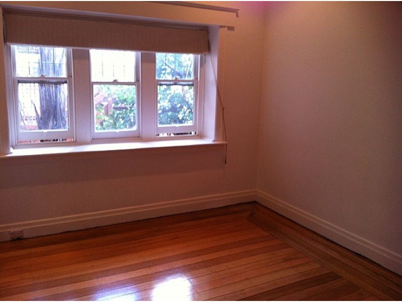 3/43 Dalgety St, St Kilda VIC 3182