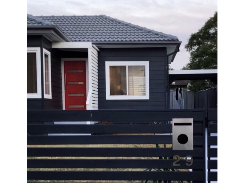 2/29 Dan Cres, Colyton NSW 2760