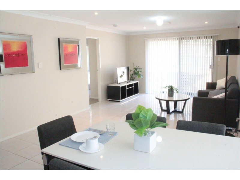 10 Santana Rd, Campbelltown NSW 2560