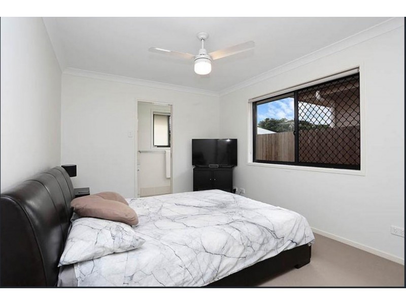 2/12 Courtice St, Acacia Ridge QLD 4110