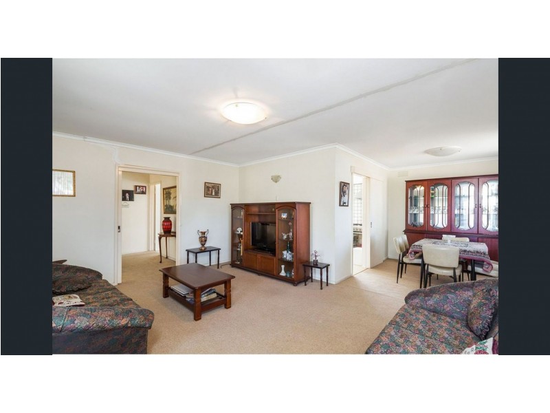 36 Dawson St, Tullamarine VIC 3043