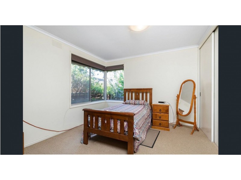 36 Dawson St, Tullamarine VIC 3043