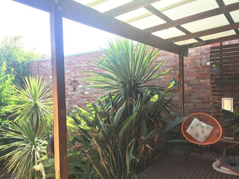 2 Outlook Rd, Coburg North VIC 3058