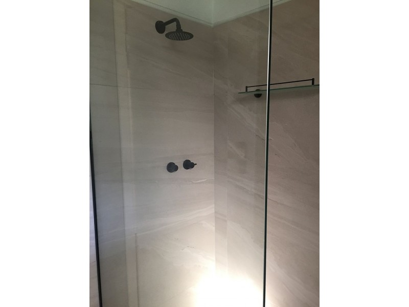 2 Outlook Rd, Coburg North VIC 3058