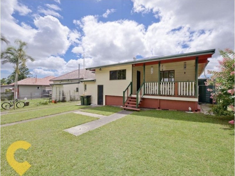 66 Dickenson St, Carina QLD 4152