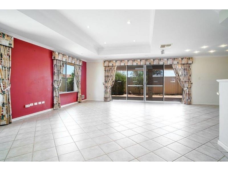7 Flint Cl, Pearsall WA 6065