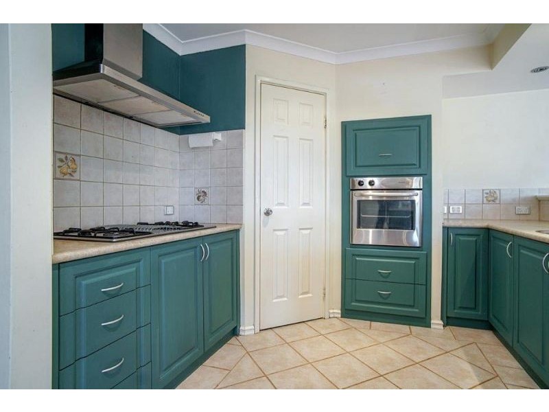 7 Flint Cl, Pearsall WA 6065