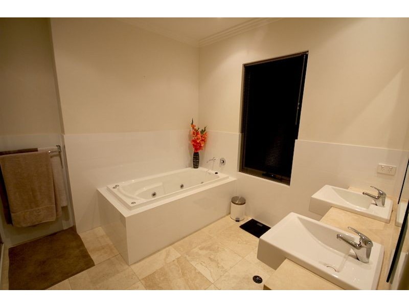 59C Odin Rd, Innaloo WA 6018