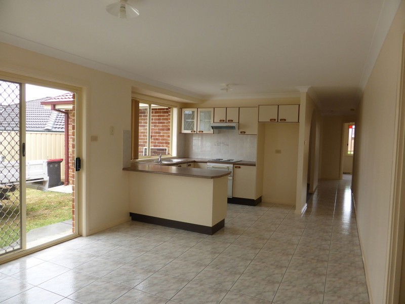 2A Buyu Rd, Glenmore Park NSW 2745