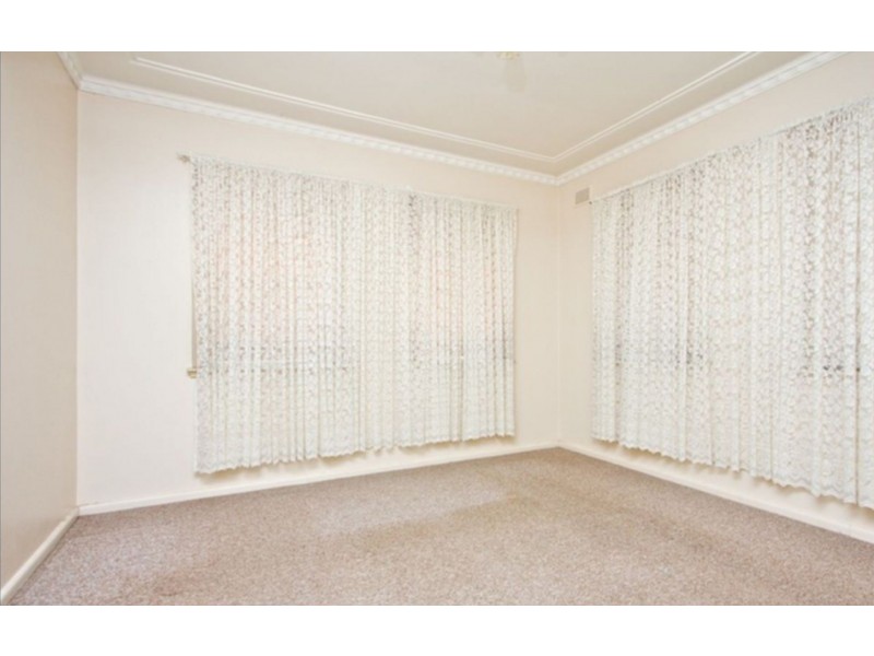 23 Robilliard St, Mays Hill NSW 2145