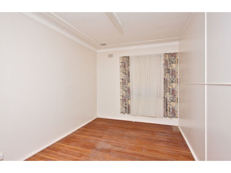 23 Robilliard St, Mays Hill NSW 2145