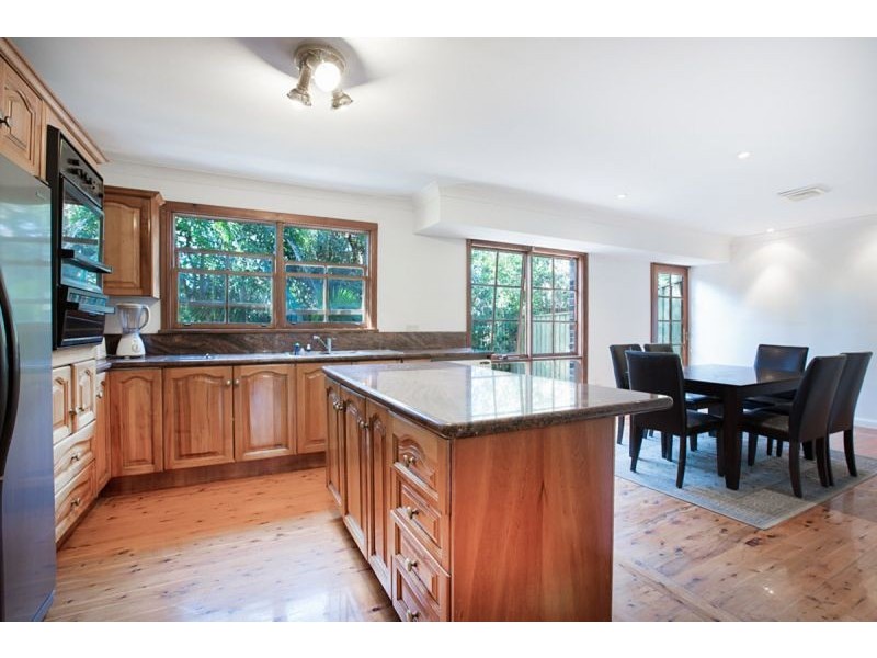 17 Greenoaks Ave, Cherrybrook NSW 2126