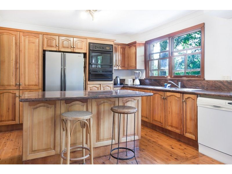 17 Greenoaks Ave, Cherrybrook NSW 2126