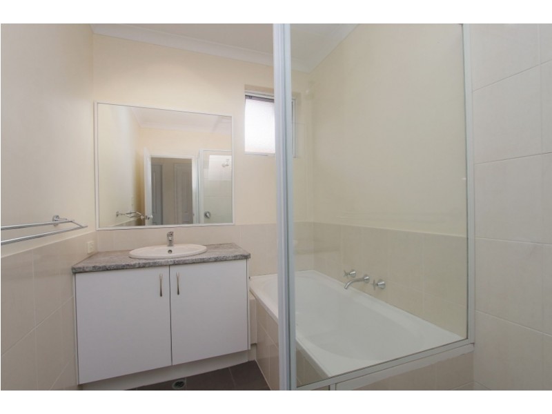 4/8-10 Salford St, Victoria Park WA 6100