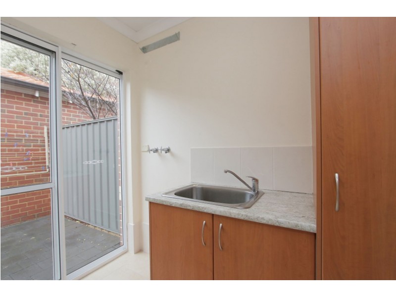 4/8-10 Salford St, Victoria Park WA 6100