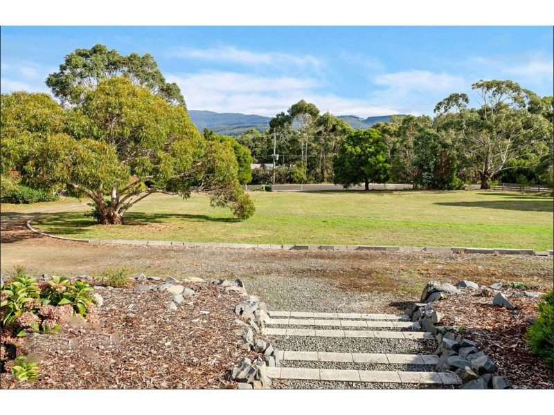 264 Howden Rd, Howden TAS 7054