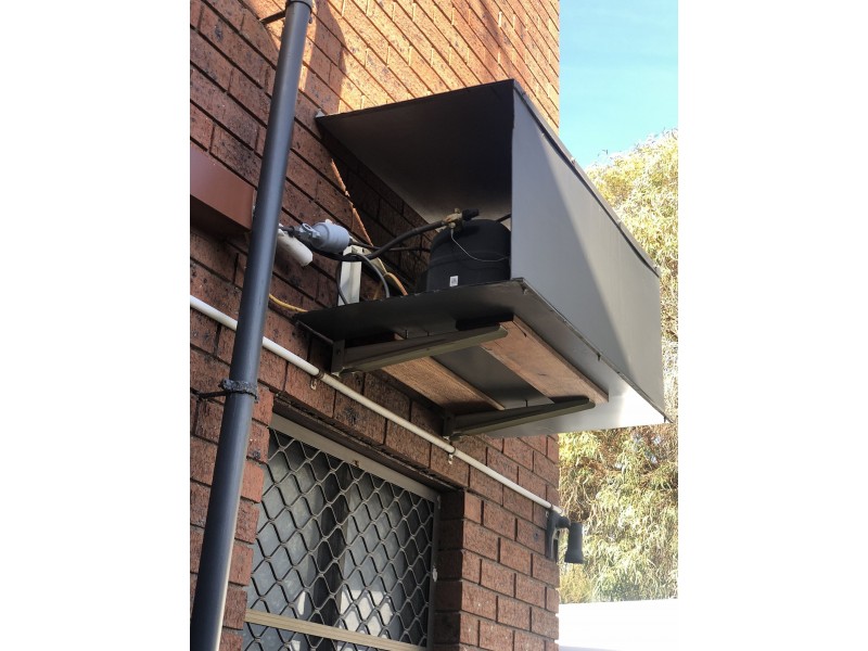 4/9 Warrigal Rd, Hughesdale VIC 3166