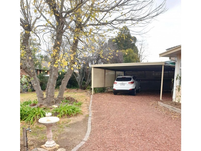 6 Kneebone St, Ararat VIC 3377