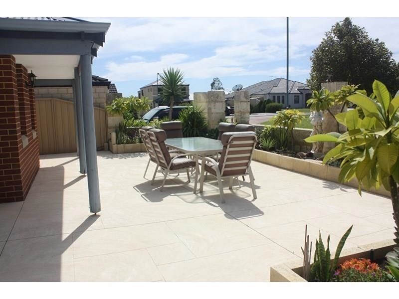 37 Barcelona Tce, Hocking WA 6065