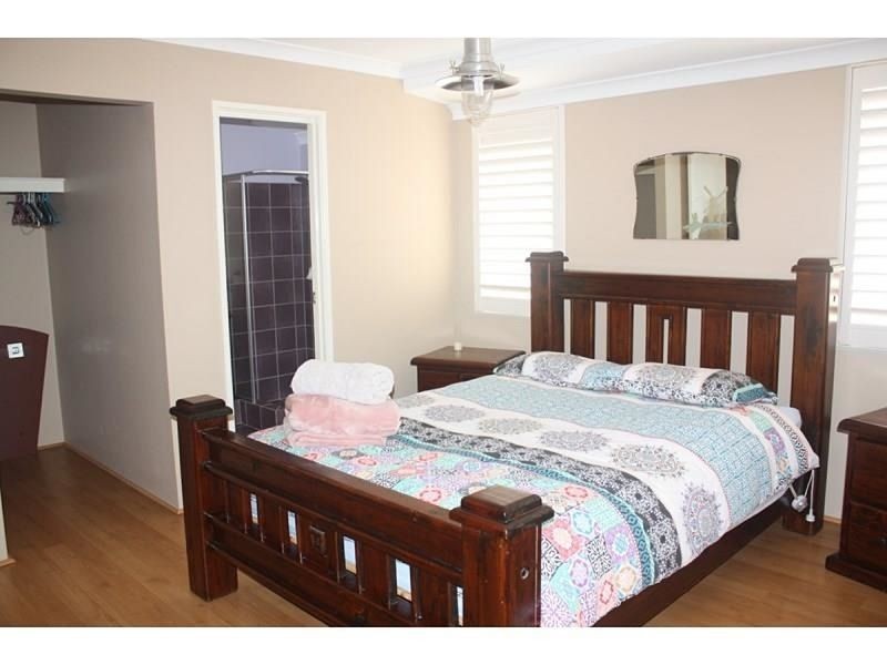 37 Barcelona Tce, Hocking WA 6065