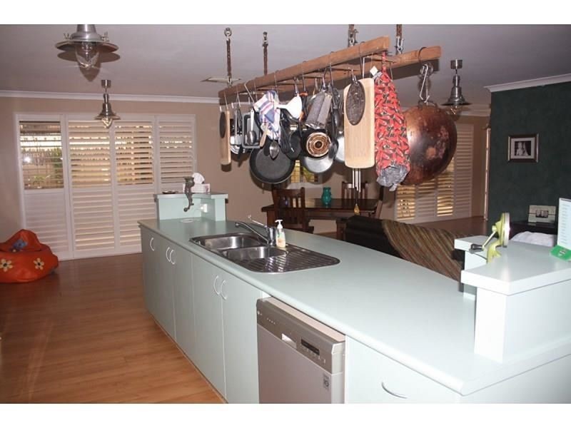 37 Barcelona Tce, Hocking WA 6065