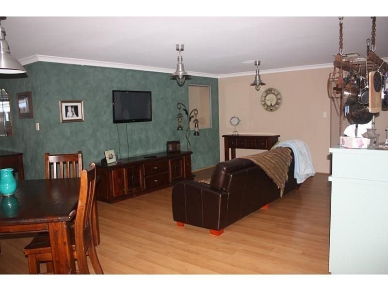 37 Barcelona Tce, Hocking WA 6065