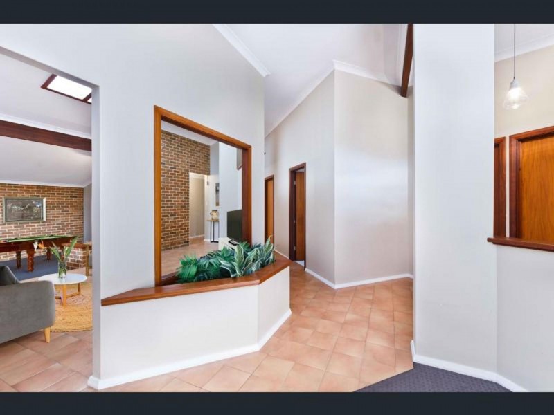 7 Corrigin St, Southern River WA 6110