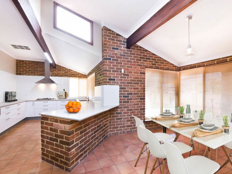 7 Corrigin St, Southern River WA 6110