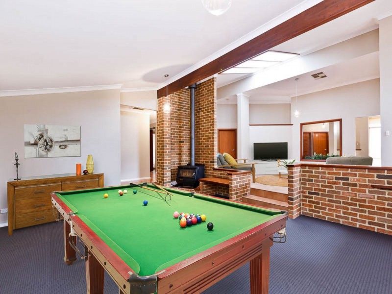 7 Corrigin St, Southern River WA 6110