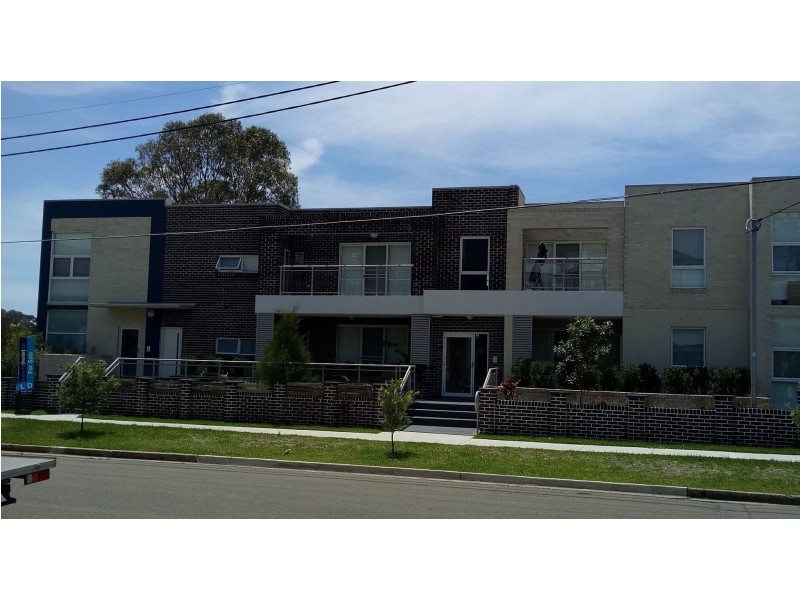 10/4 Barangaroo Rd, Toongabbie NSW 2146