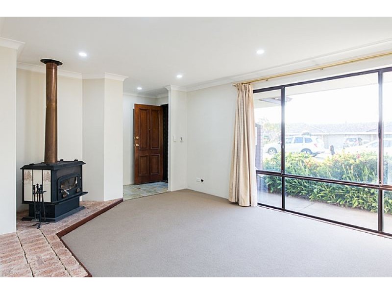 42 Beckley Cir, Leeming WA 6149