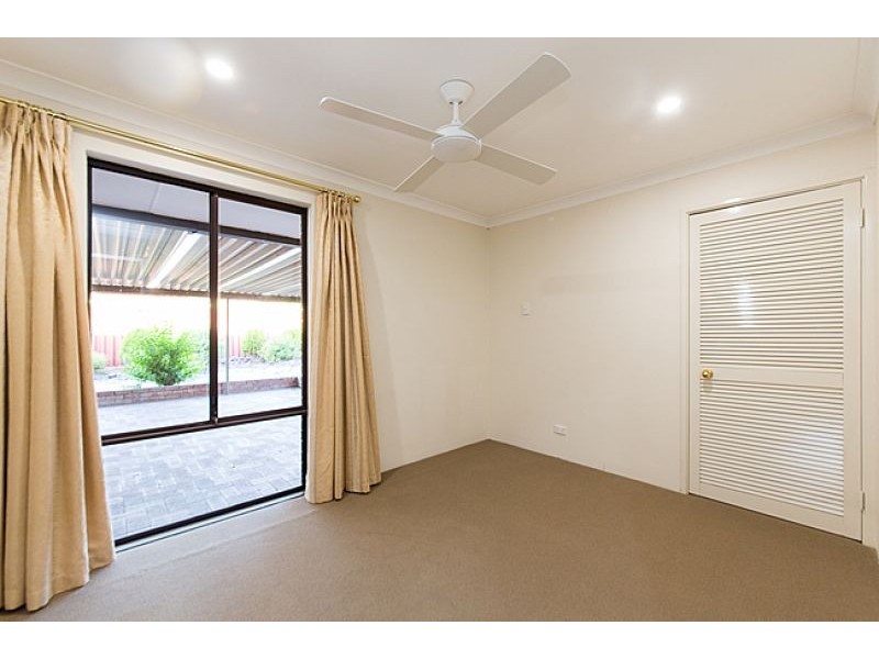 42 Beckley Cir, Leeming WA 6149