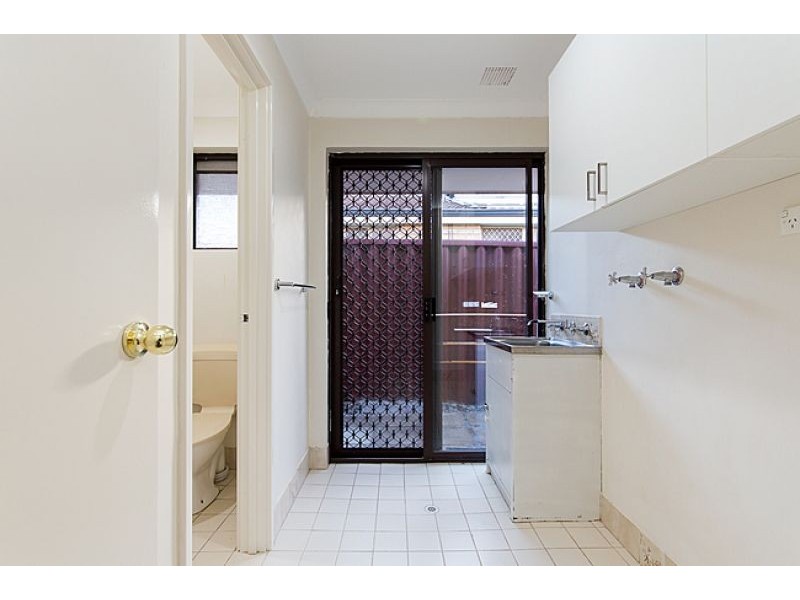 42 Beckley Cir, Leeming WA 6149