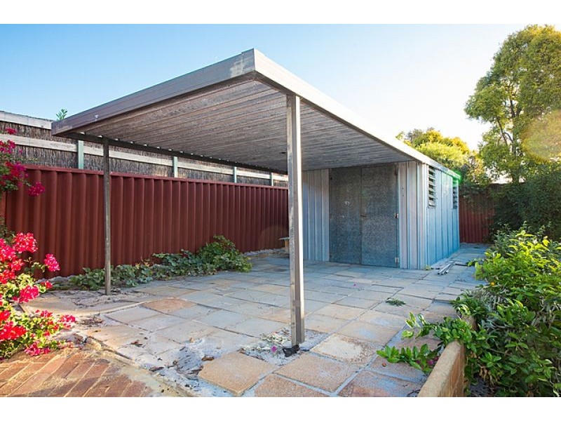 42 Beckley Cir, Leeming WA 6149