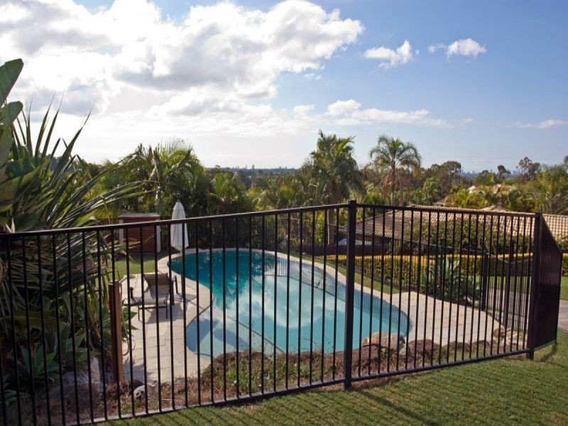 Highland Park QLD 4211