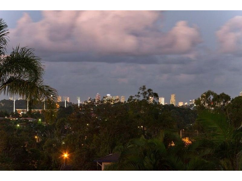 Highland Park QLD 4211