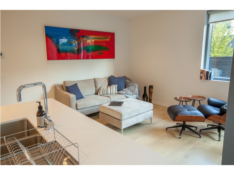 1/3 Evergreen Mews, Armadale VIC 3143