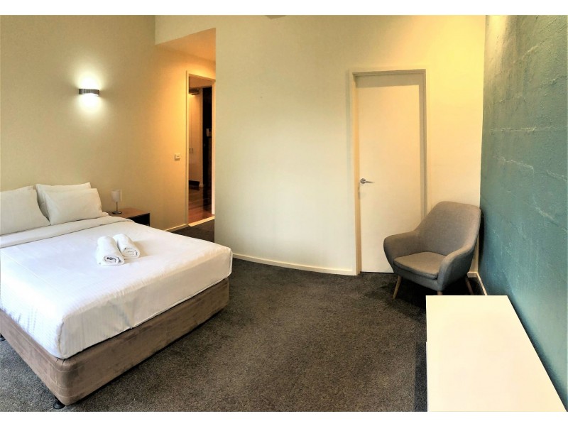 24/300 King St, Melbourne VIC 3000