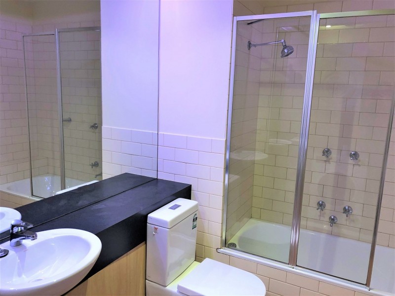 24/300 King St, Melbourne VIC 3000