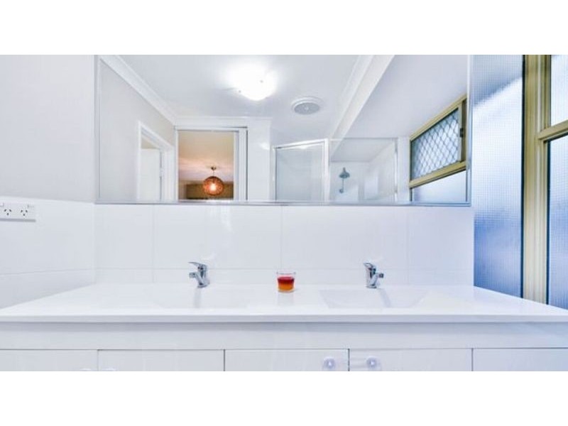 7 Sellen Ct, Leeming WA 6149