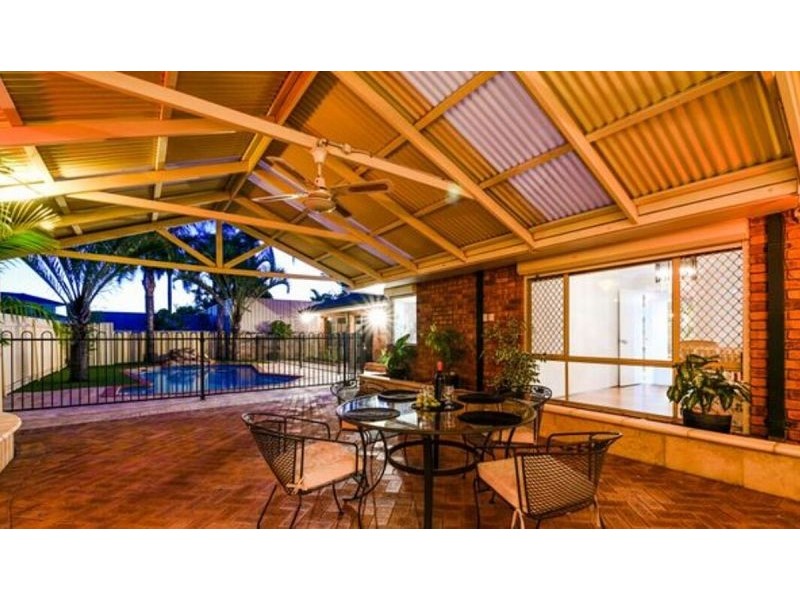 7 Sellen Ct, Leeming WA 6149