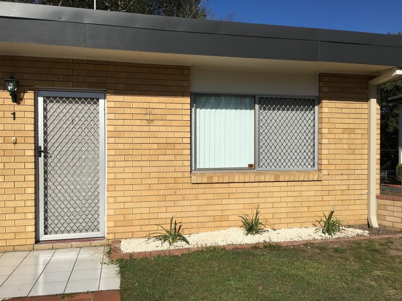 1/9 Bedser St, Macgregor QLD 4109