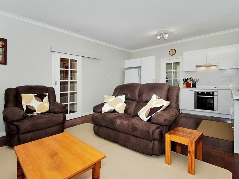 32 Dorcas Way, Coolbellup WA 6163