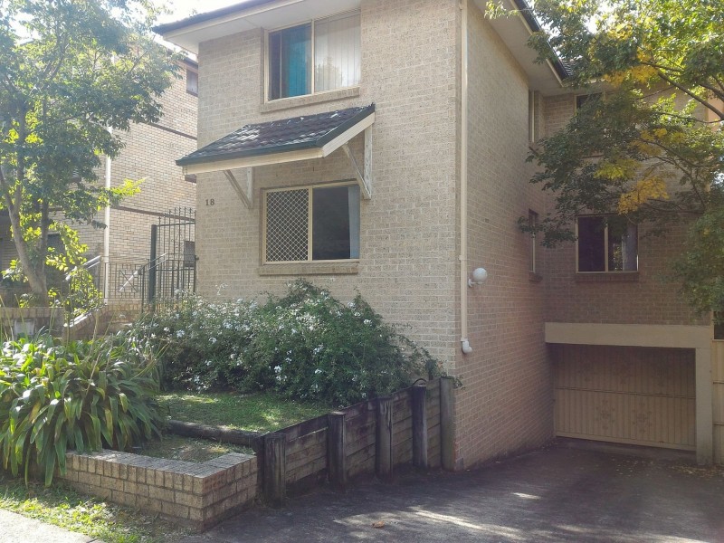 1/18 Gloucester Rd, Hurstville NSW 2220