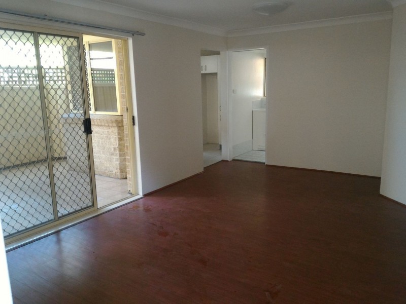 1/18 Gloucester Rd, Hurstville NSW 2220