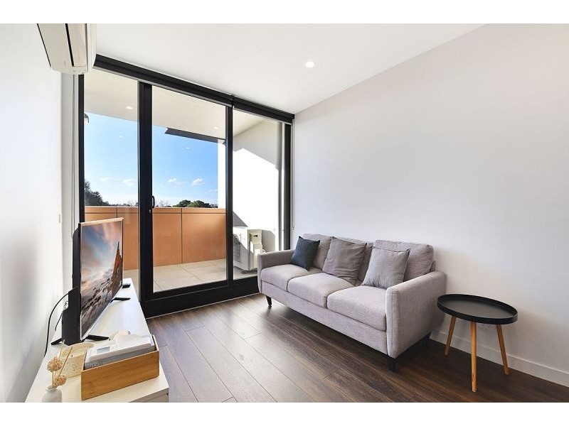 222/70 Batesford Rd, Chadstone VIC 3148