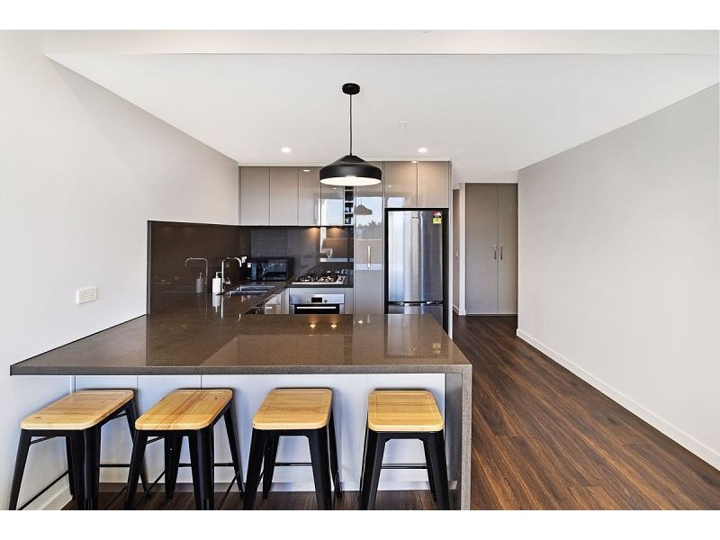 222/70 Batesford Rd, Chadstone VIC 3148