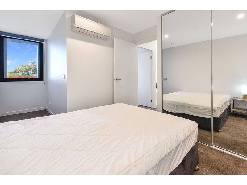 222/70 Batesford Rd, Chadstone VIC 3148