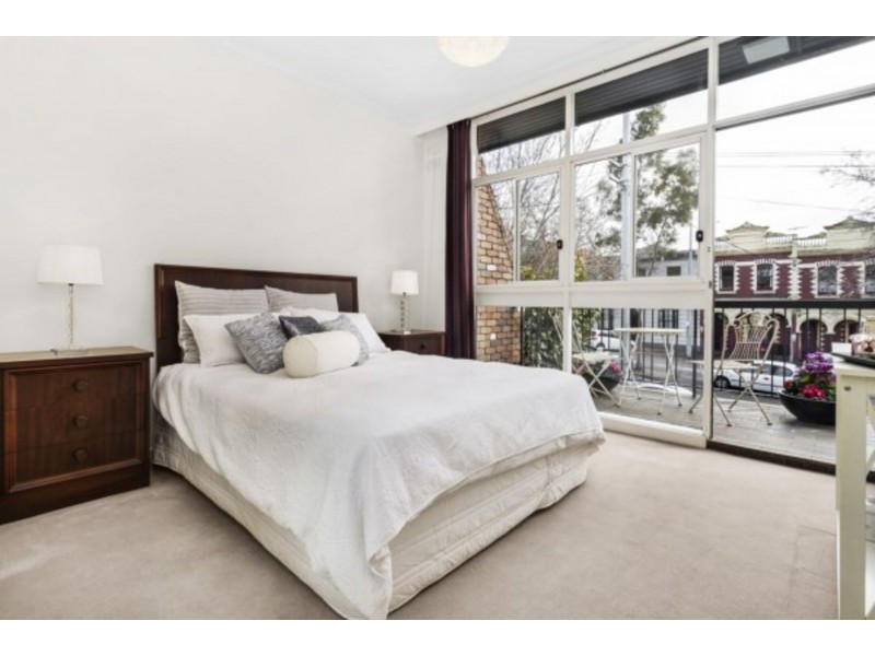 107 Barkly St, Carlton VIC 3053
